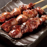 注文率No. 1！炭火焼き鳥も全品299円均一(税込328円)！！