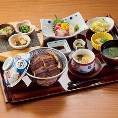 炭焼 うな富士 神楽坂店の特集写真