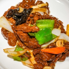 牛肉の黒胡椒炒め