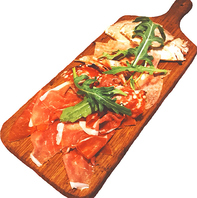 ハムの盛り合わせ