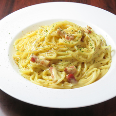 満足感を味わう本格派パスタ★ピザも楽しめます！