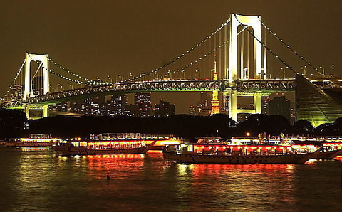 お台場、レインボーブリッジ、東京スカイツリーの夜景が最高！貸切宴会も承ります。