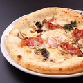 料理メニュー写真&nbsp;【SPECIALE】3種キノコと半熟卵のピッツァ