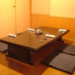 2～4名様におススメの少人数向け個室席もご用意☆掘りごたつ式のお席もございます。