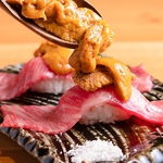 大人気の雲丹載せテマリ寿司は絶品、お口の中でとろけます!!コースは3000円～