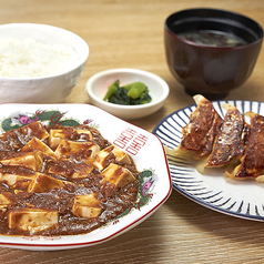 麻婆豆腐と焼き餃子定食