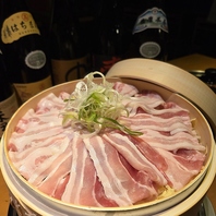【新名物？！】コースで登場♪豚肉のせいろ蒸し♪