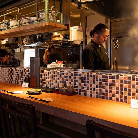 �s�������q ���