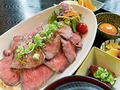 料理メニュー写真&nbsp;ローストビーフ丼