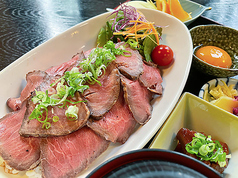 ローストビーフ丼