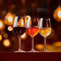 ピザ・ワイン等メニューALL500円★ワインボトル1900円！