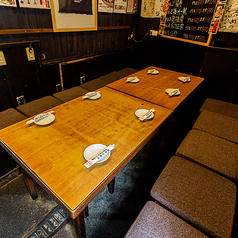 周囲を気にせず寛げる半個室。人気のお席ですのでご予約はお早めに!