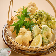 名物かたまりラフテーなど絶品沖縄料理と泡盛で乾杯♪