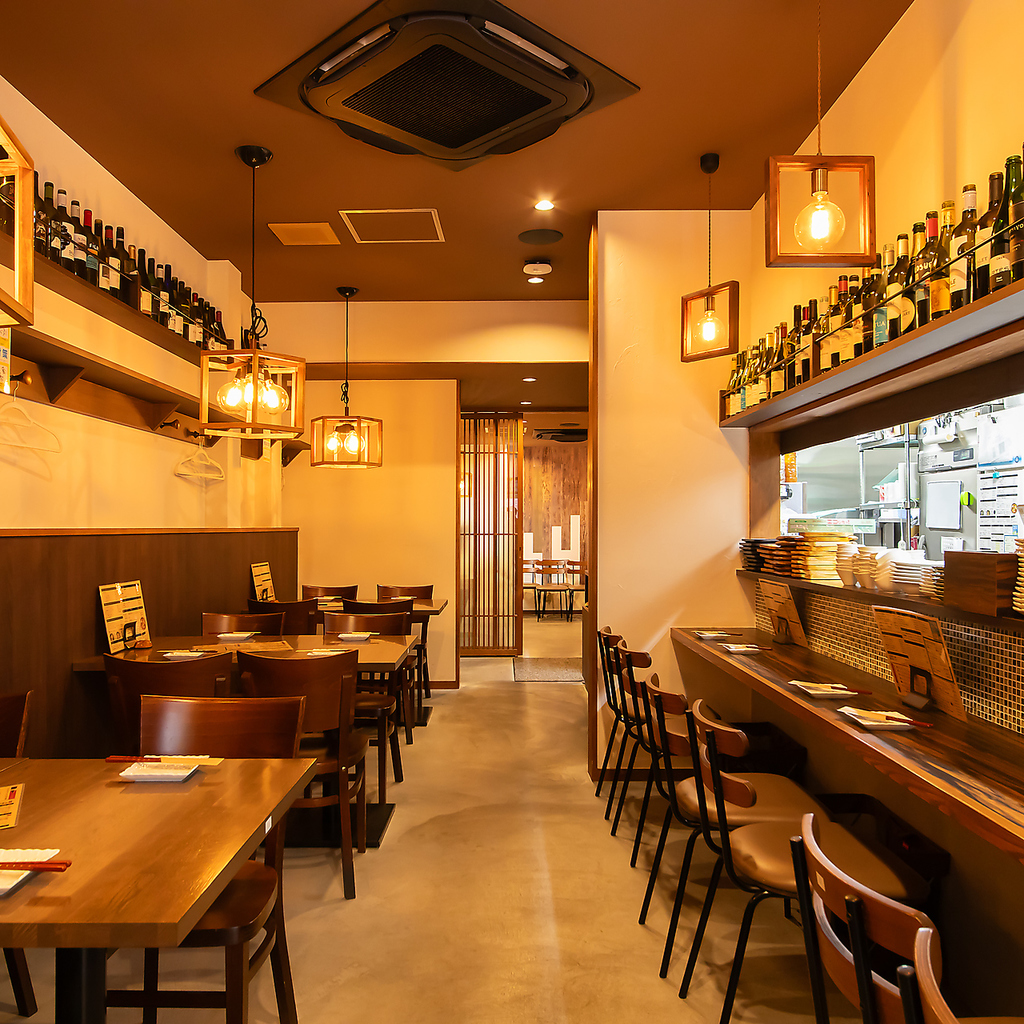 女子会や少人数での気軽な飲み会から、会社の歓送迎会や各種宴会、打ち上げなど大人数での宴会も可能