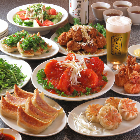 黒豚餃子などが楽しめる創業70年の中華料理店。宴会に最適な飲み放題付コースご用意◎