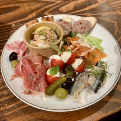 イタリアン居酒屋 イチバンチョウバル 立町の写真2