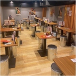 お仕事帰りのちょい飲みから大人数での飲み会やパーティーまで、様々なシーンに対応可能な！