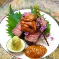 料理メニュー写真&nbsp;常陸牛イチボの炭火炙り 雲丹と醤油麹の贅沢仕立て