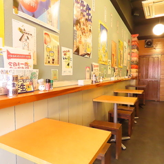 飲み会帰りやその日の〆にもぴったり！居心地の良い空間でリラックスできます。香ばしい焼き鳥と共に、お好きなドリンクを楽しみながら、友人との楽しいひとときを過ごすのに最適です◎