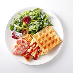 エッグチーズワッフルプレート