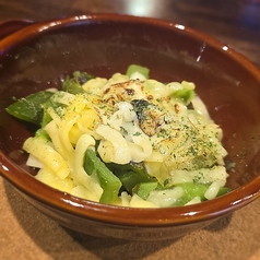 焦がしピーマンとろとろチーズ