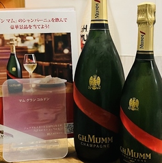 シャンパンが気軽に飲める！新橋では貴重なお店です！