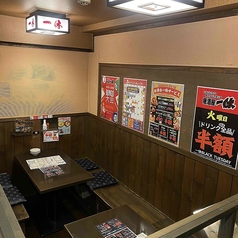 《学生宴会歓迎》気軽に集まれるテーブル席は、サークル飲みや打ち上げにもおすすめ!みんなでワイワイ楽しめます♪