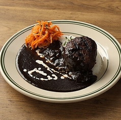 グリルド牛100%ハンバーグの濃厚デミグラスカレーライス