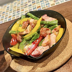 アスパラ×極厚ベーコン鉄板ソテー