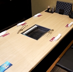 5名様～ご利用いただける【完全個室】のお席完備。