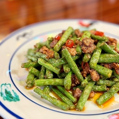 ひき肉とインゲンのピリ辛炒め