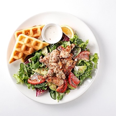 グリルチキンのサラダプレート