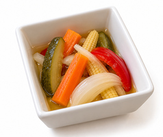彩り野菜の自家製ピクルス