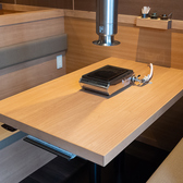 ＜4名テーブル×2卓＞ございます。家族連れやプチ宴会にも♪