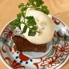 オーガニックミルクチョコケーキと極上バニラの美味しいジェラート