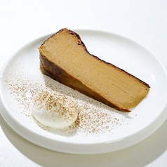 ハーフほうじ茶バスクチーズケーキ