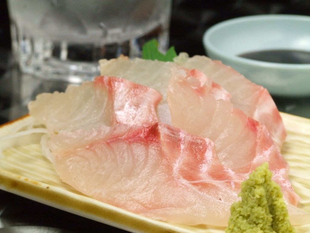 漁港直送だからお魚がとっても新鮮！こちらは、ちょっと珍しい一品『おじさん』380円☆