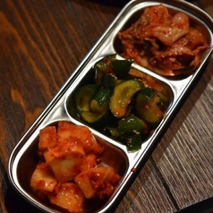 キムチ盛り合わせ