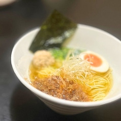 〆のラーメン！こだわりの塩ラーメンがお勧め！