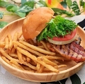 料理メニュー写真&nbsp;B・L・Tバーガー