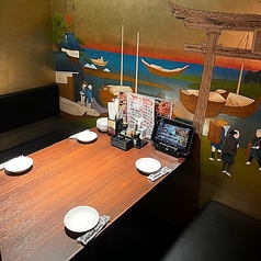 戦国時代をイメージした雰囲気が味わえるテーブル個室