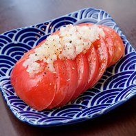 新鮮な野菜を使用した一品料理。