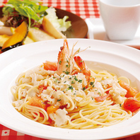 ★お得なランチセット★メイン料理をお選びください♪