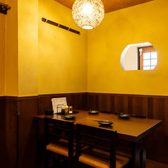 中規模宴会にぴったりのテーブル席です。