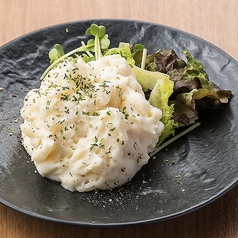 自家製ポテトサラダ