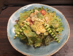 アボカドと鶏のサラダ