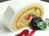ランチデザート フルーツロールケーキ