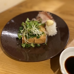 カリっとろ厚揚げ豆腐 月見にら豆腐