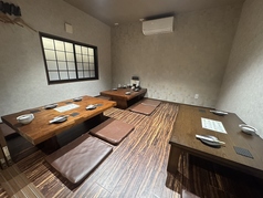 完全個室の１２人部屋です