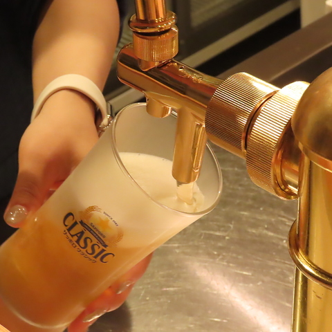 ドリンクに自信あり！特にビールはクリアで新鮮な味わいと評判！